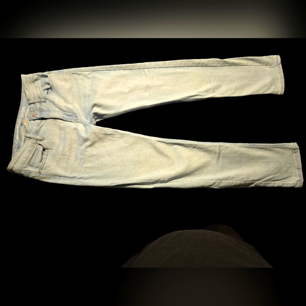 CALVIN KLEIN SLIM BOYFRIND JEANS SIZE 2